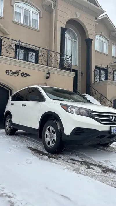 EXTREMELY LOW KM HONDA CRV AWD & EVERYTHING WORKS AS IT SHOULD. I am also including premium SNOW tir...