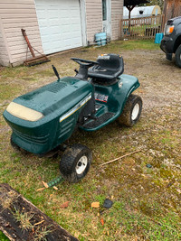 2 Craftsman lawnmowers one runs the other the engine is seized