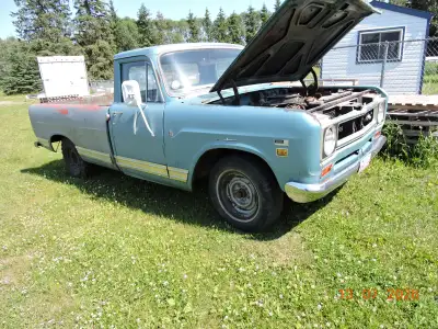 comes with build sheet 304 3spd auto stored inside 4 20 yrs floor boards r solid runs drives stops s...
