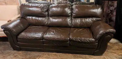 Magnifique sofa 3 places en cuir brun, View more