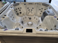 Hot Tubs & Swim Spas - Scratch & Dent Specials!