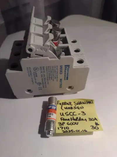 Mircom SGM-1004A Module de circuit clignotant 4 classes A/B (Z/Y, View more