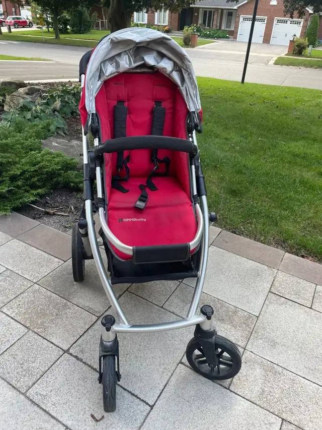 2013 Uppababy Vista Stroller, bassinet, and accessories in Strollers, Carriers & Car Seats in Mississauga / Peel Region - Image 8