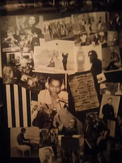 Singer looking to join or form advanced band, View more