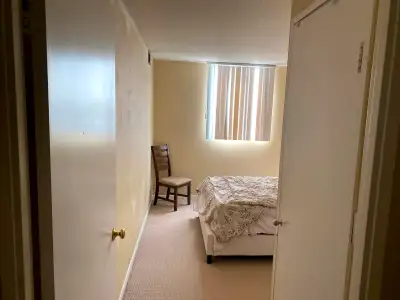 Looking for Hindi speaking female roommate