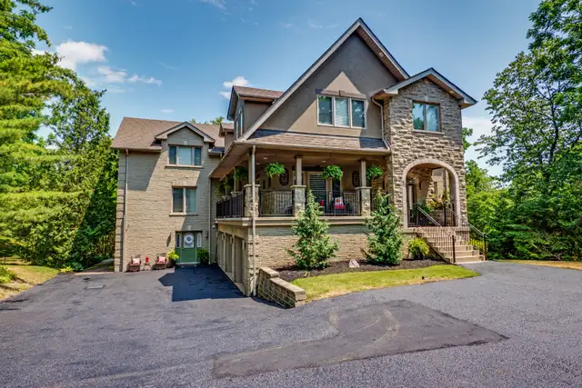 Southwoods B&B Oshawa - Suite Available -  OPG WELCOME