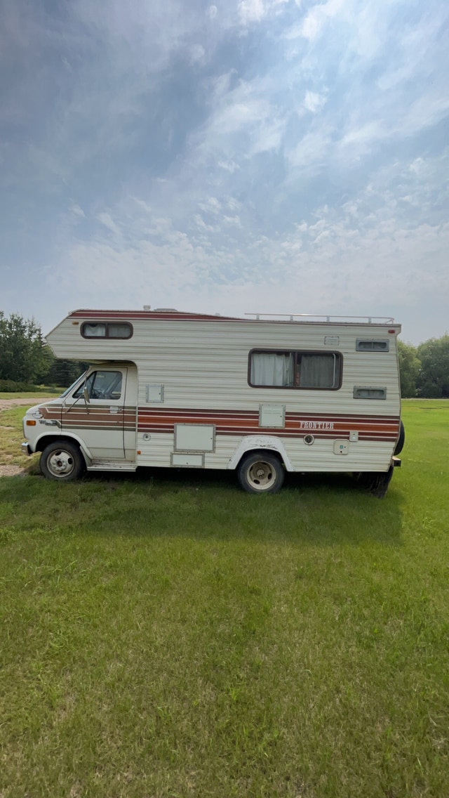 1981 GMC Frontier G Series Van RVs & Motorhomes Lloydminster Kijiji