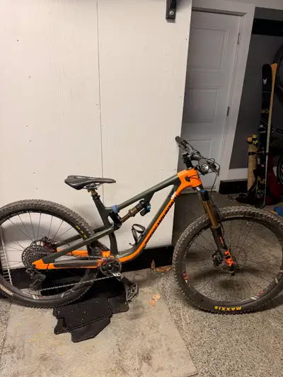 Rocky Mountain C90 BC Edition, View more