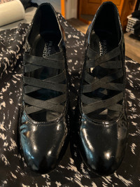 Great condition - Ladies Franco Sarto shoes 9.5