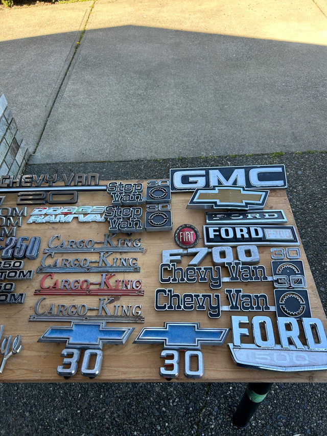 Auto Badges Assorted in Auto Body Parts in Comox / Courtenay / Cumberland