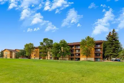 2 Bedroom for Rent - First Month Reduced Price