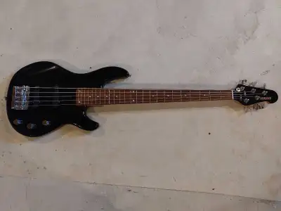 Yamaha BBN5 5-string bass , View more