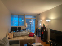 ** LEASE TRANSFER  ** WIDE 1 BEDROOM NEXT TO MCGILL