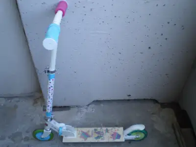 ANY 2 Kick Scooters AND OR Skateboards AND OR POGOs BELOW for $20 FIRM 3-Wheel Kick Scooters -------...