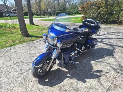 2007 Royal Star Venture 1300. Bike is in excellent condition with 57000 Km Purchased new, meticulous...
