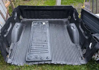 Box liner for GMC Sierra or Silverado 5'8" box.