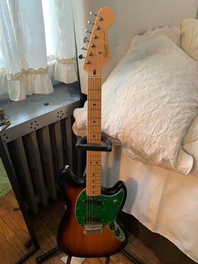 Squier Sonic Mustang with CV Duo Sonic 