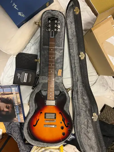 Gibson 2016 Memphis ES-339 Mint condition, View more