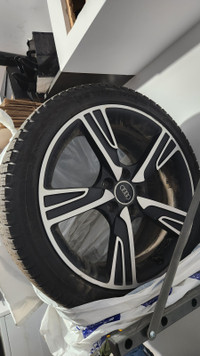 225 40 18Michelin tires and rims snow tires 18 inches。
