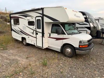 The Coachmen Freelander 21QB is a compact, non-slideout Class C motorhome typically measuring about...