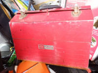 VINTAGE  SEARS CRAFTSMAN METAL  TOOL  BOX