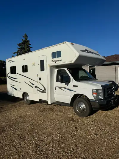 2009 F-350 Adventurer Class C motorhome. Triton V10 engine, 22ft, stored inside for winters, everyth...