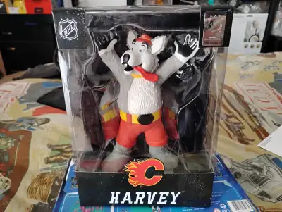 Figurine Harvey the Hound (Calgary Flames) 8" Mascot Figure, View more