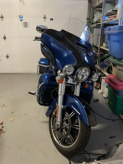 Moto Harley Davidson FLHTK 2022