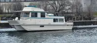 Houseboat 39 ft dock space kingston 