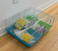 2 Cages for birds/oiseux