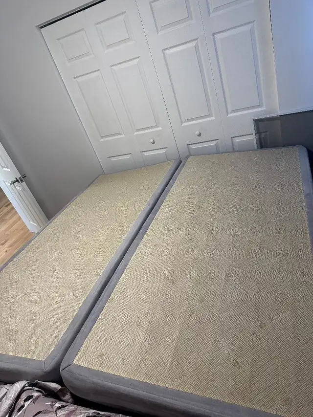 Sous Matelas (Sommier) KINGSDOWN pour lit King pas cher in Beds & Mattresses in Longueuil / South Shore - Image 2