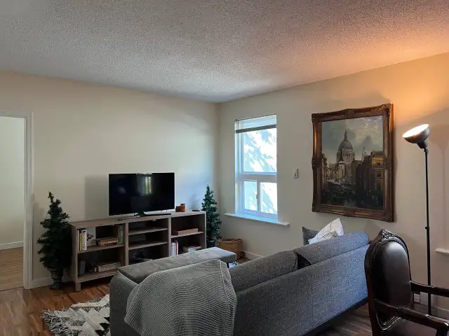 house for Rent in Long Term Rentals in Vancouver - Image 3