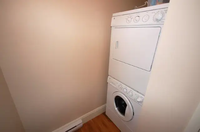 Townhouse style condo for rent in downtown Charlottetown in Long Term Rentals in Charlottetown - Image 11