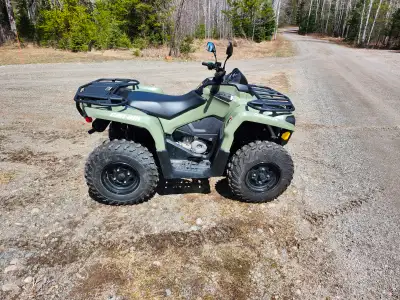 For sale 2019 can am Outlander. Great shape. Low hrs and low km. No power steering. Comes with BRP c...