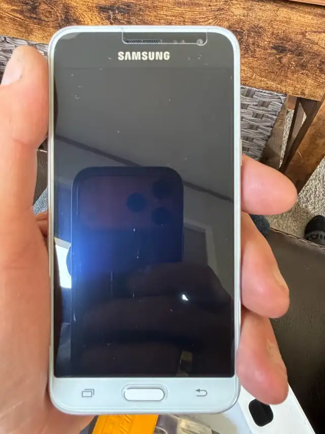 New Cricket phone S4 in General Electronics in Calgary - Image 4