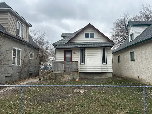 3 bedroom , 1 bath home for rent