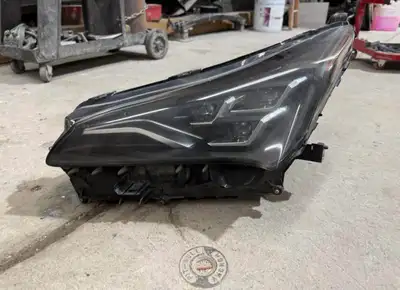 2018 Lexus NX 300 F-Sports Left headlight Left daylight Emblem Camera Radar sensor 2014 Audi A5 S-li...