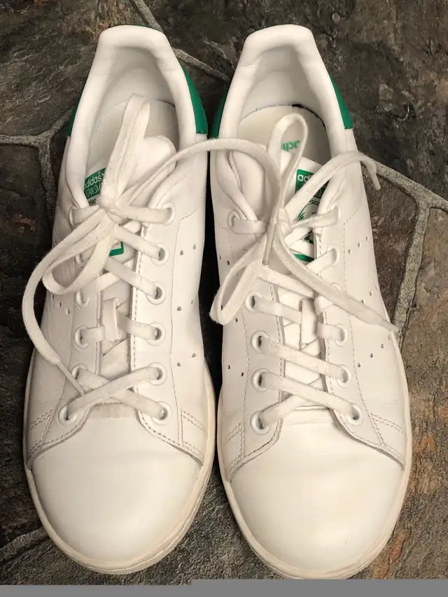 Stan Smith Adidas Sneakers- $30 in Women's - Shoes in Calgary - Image 9