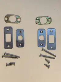 Assorted doorknob hardware