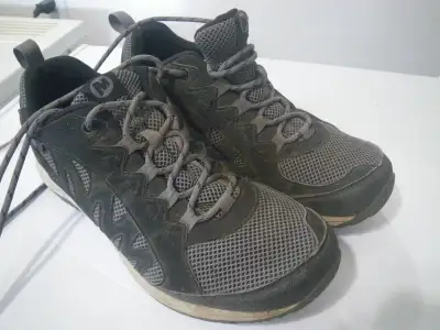 Merrill hikers Women's size 10 almost new, View more