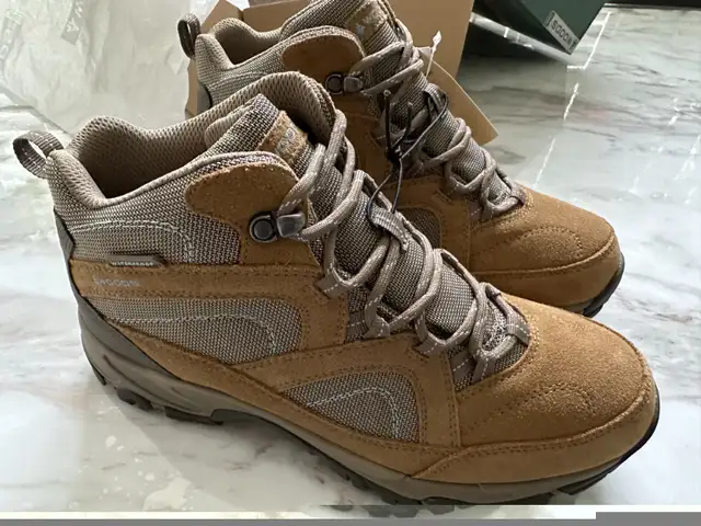 Brand New Woods Women’s Boots Size 10 US in Women's - Shoes in Markham / York Region - Image 3