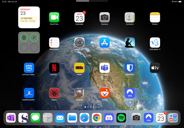 iPad Pro 10.5  256GB, Cellular Plus Acessories in iPads & Tablets in Guelph - Image 2