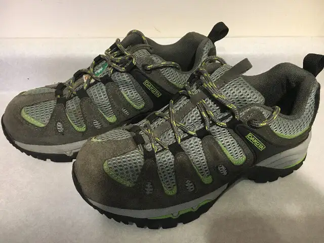 Brand New Women’s DAKOTA Safety Sneakers in Women's - Shoes in Grande Prairie - Image 4