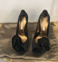 Souliers en satin noir/ black satin shoes Pura Lopez