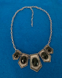 NECKLACE Black and Silver Tone 18 inches