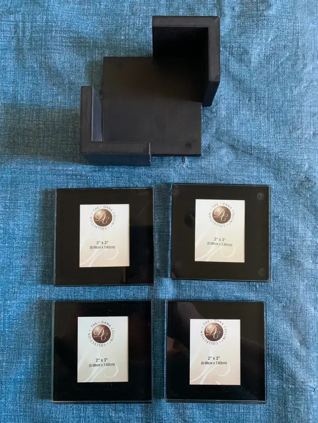 Set of Glass Photos Coasters in Home Décor & Accents in Winnipeg - Image 3