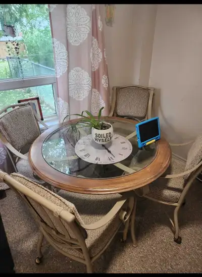 round dining table , View more