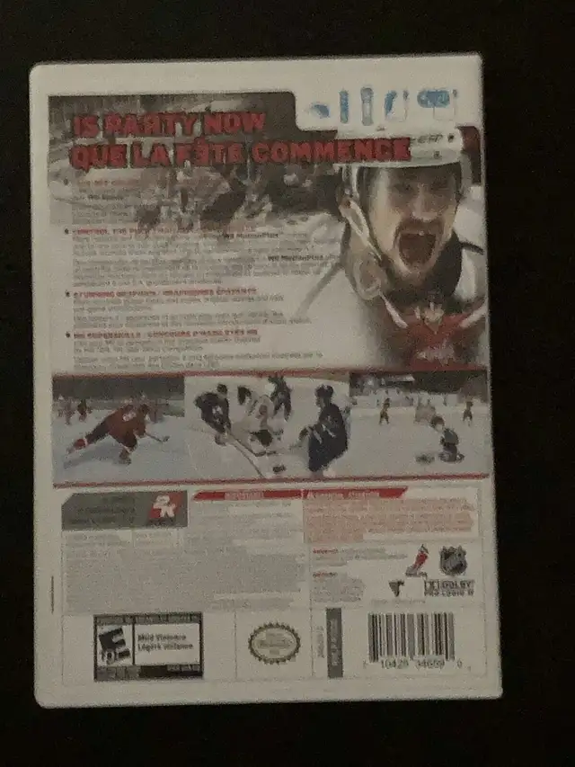 Wii NHL 2K10 game in Nintendo Wii in Laval / North Shore - Image 3