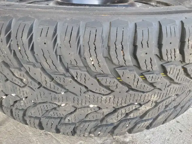 Pneus hiver Nokian Nordman North 9 Suv 245/60/18 sur jantes  in Tires & Rims in Shawinigan - Image 8