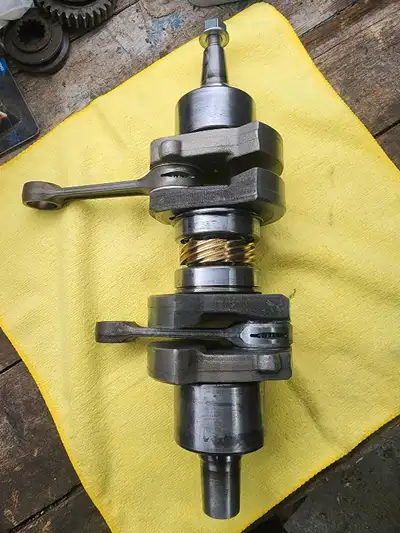 POLARIS OEM CRANKSHAFT Part # 2206373 In good condition Fit for 2022 600 RMK 144 2021 600 INDY SP 12...